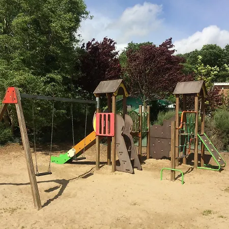 キャンプ場 Le Clairmarais 3*