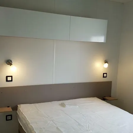 Le Clairmarais 3* サントメール